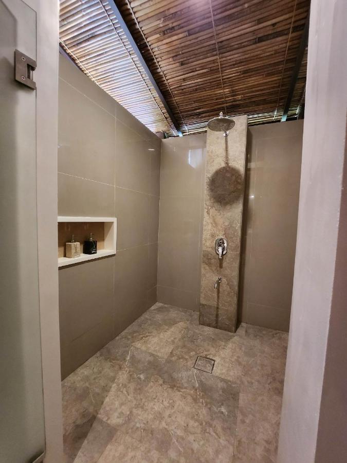 Costa Celine Beach Resort Kinablangan Екстер'єр фото