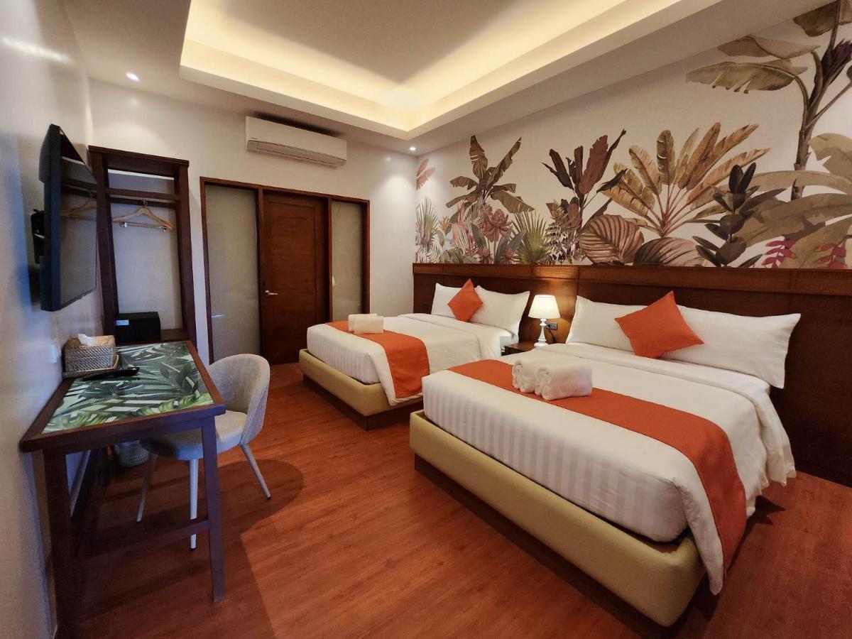Costa Celine Beach Resort Kinablangan Екстер'єр фото