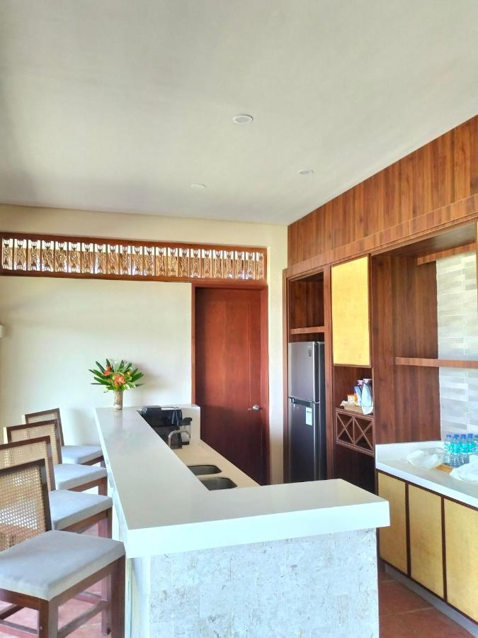 Costa Celine Beach Resort Kinablangan Екстер'єр фото