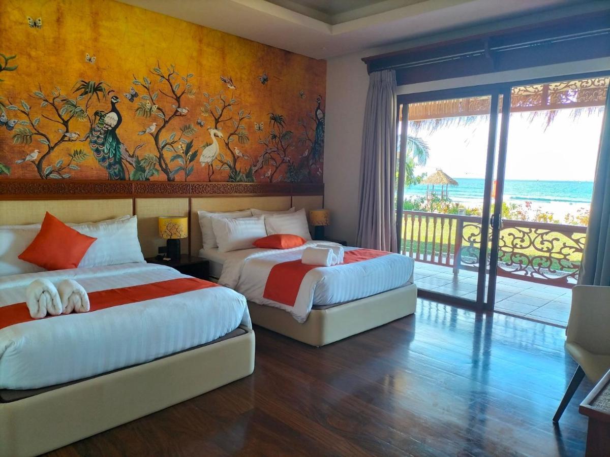 Costa Celine Beach Resort Kinablangan Екстер'єр фото